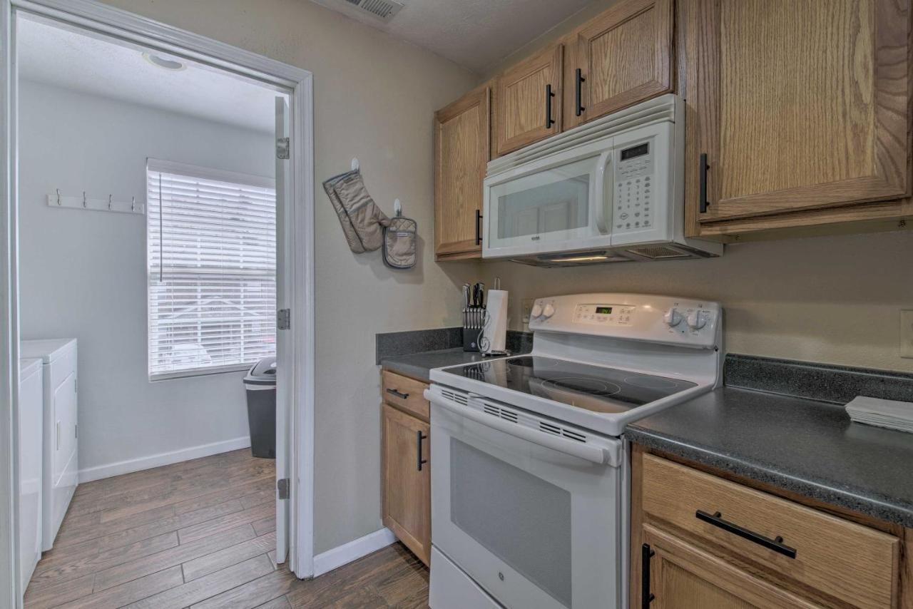 Branson Escape With Shared Pool, 5 Mi To Lake! Exterior photo