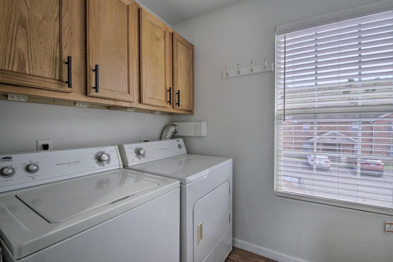 Branson Escape With Shared Pool, 5 Mi To Lake! Exterior photo